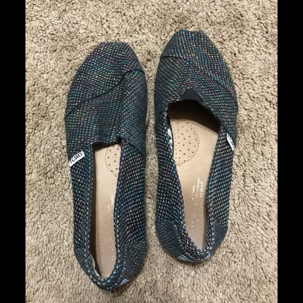 Toms